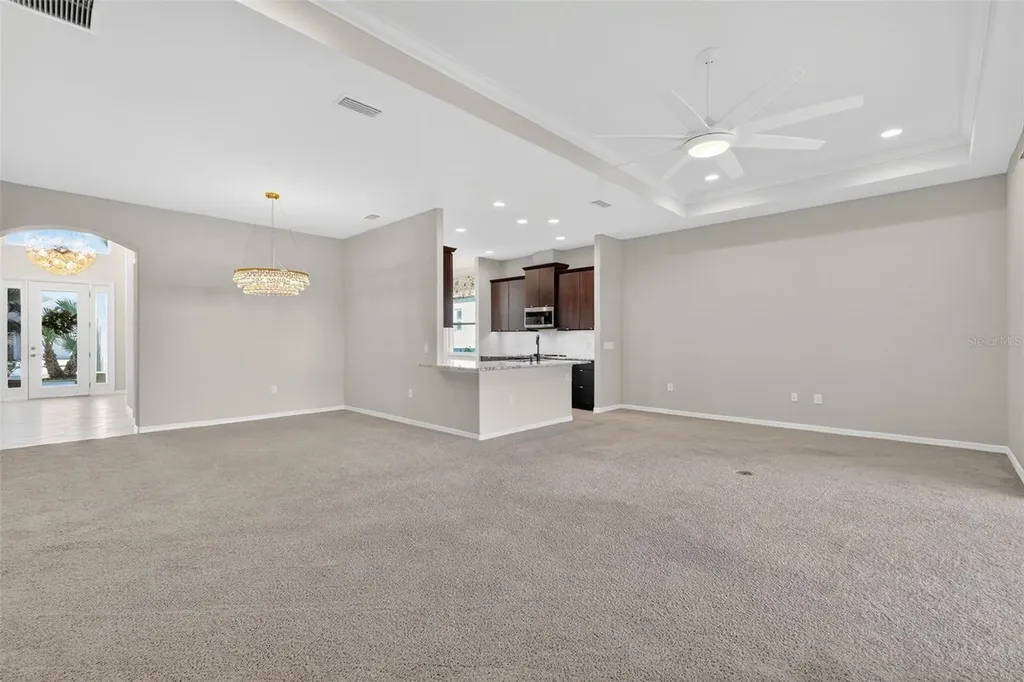 2389 Pawtucket Pass Mount Dora FL 32757