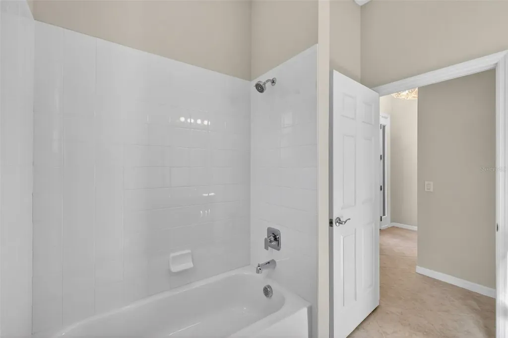 2389 Pawtucket Pass Mount Dora FL 32757