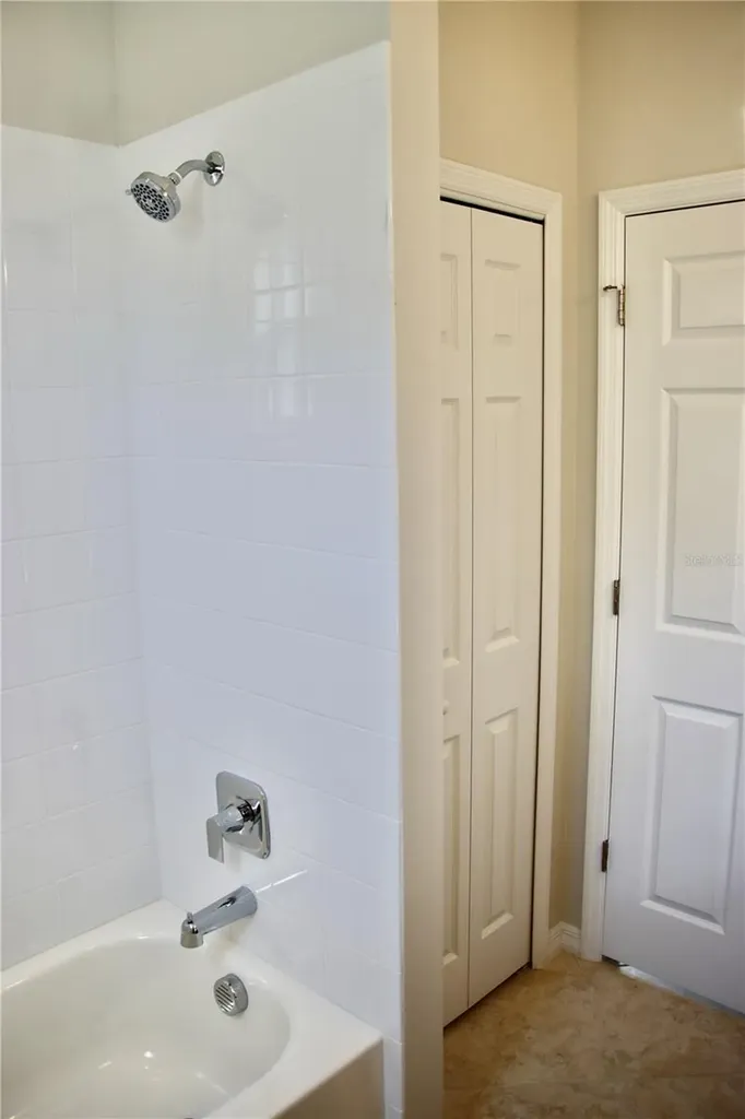 2389 Pawtucket Pass Mount Dora FL 32757