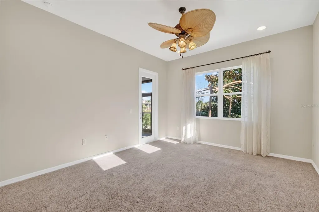 2389 Pawtucket Pass Mount Dora FL 32757