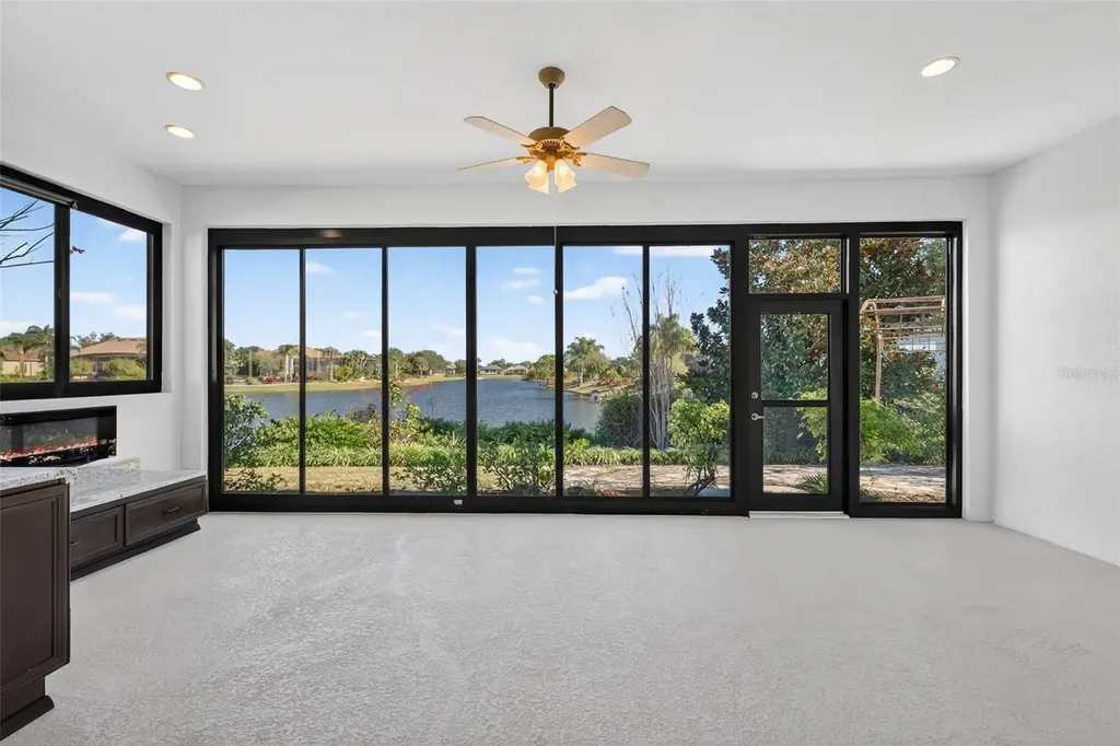 2389 Pawtucket Pass Mount Dora FL 32757