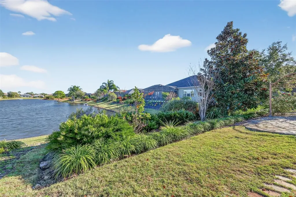 2389 Pawtucket Pass Mount Dora FL 32757