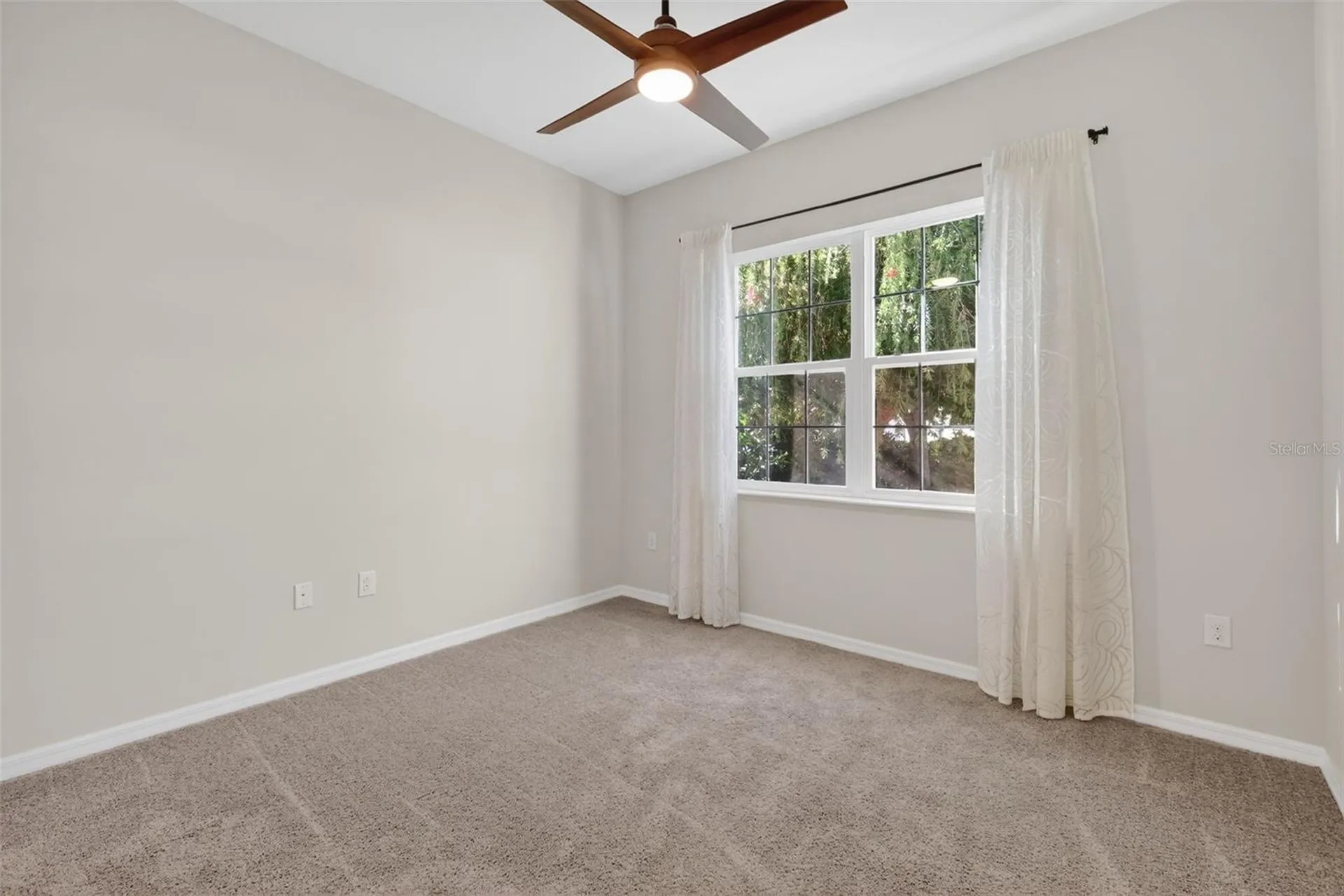 2389 Pawtucket Pass Mount Dora FL 32757