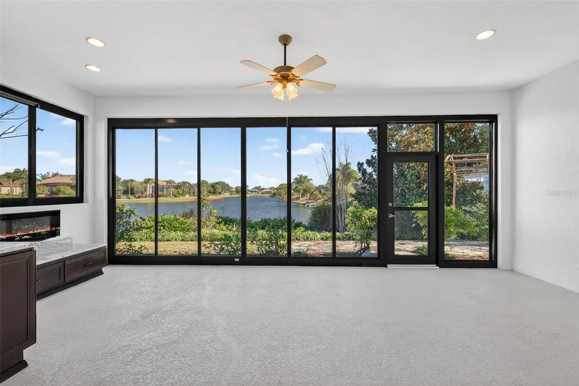 2389 Pawtucket Pass Mount Dora FL 32757