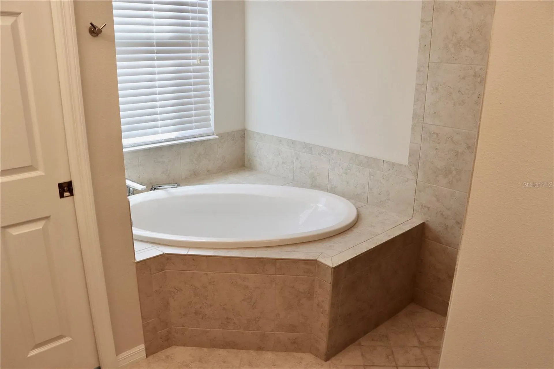2389 Pawtucket Pass Mount Dora FL 32757