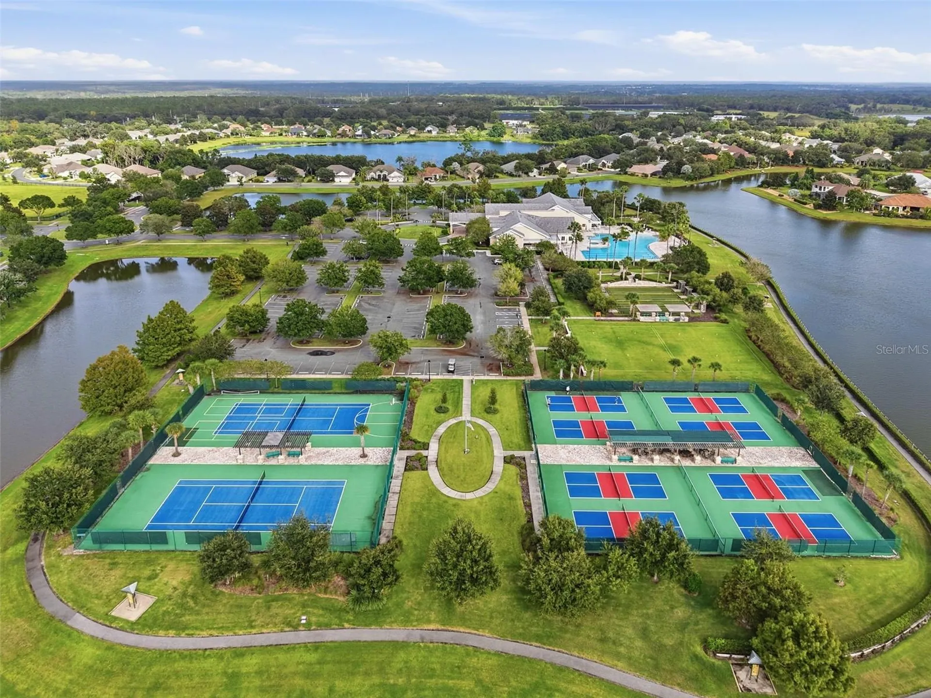 2389 Pawtucket Pass Mount Dora FL 32757