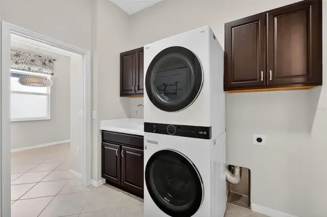 2389 Pawtucket Pass Mount Dora FL 32757
