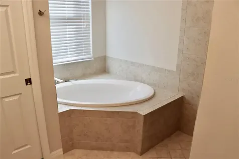 2389 Pawtucket Pass Mount Dora FL 32757