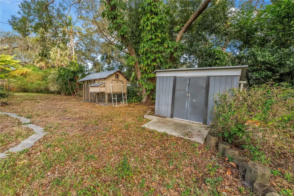 1019 Woodcrest Avenue Clearwater FL 33756