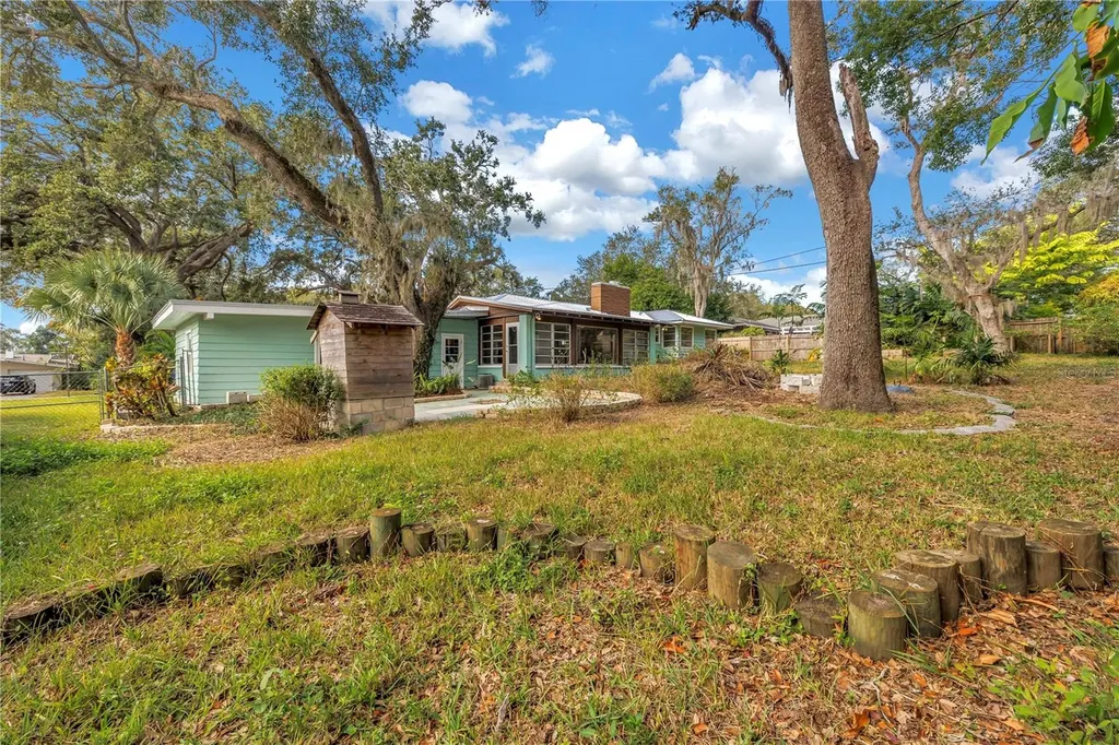 1019 Woodcrest Avenue Clearwater FL 33756