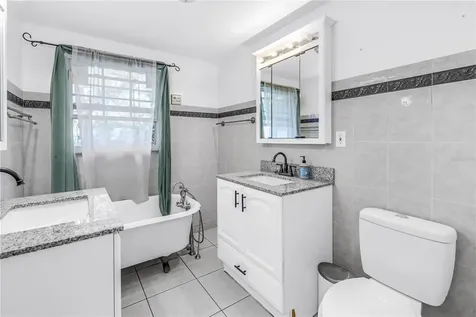 1019 Woodcrest Avenue Clearwater FL 33756