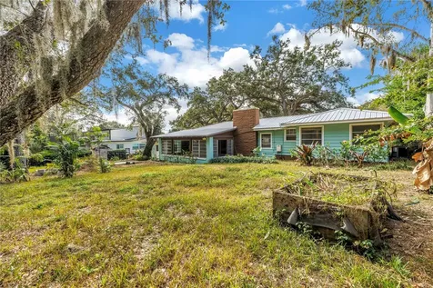 1019 Woodcrest Avenue Clearwater FL 33756