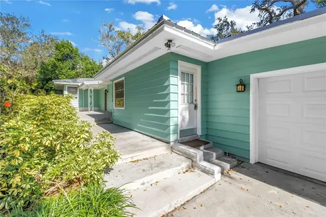 1019 Woodcrest Avenue Clearwater FL 33756