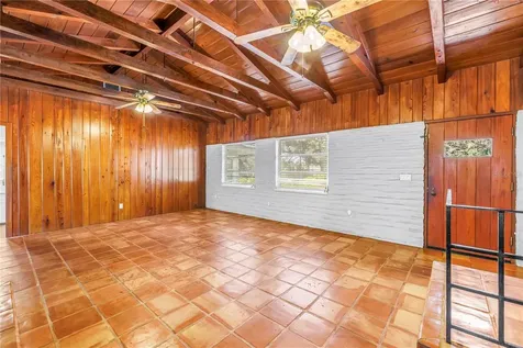 1019 Woodcrest Avenue Clearwater FL 33756