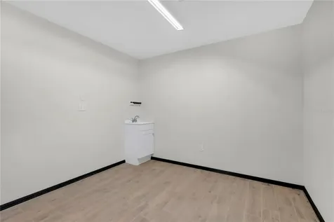 5515 S Orange Avenue Edgewood FL 32809