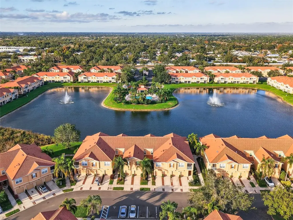 3685 Parkridge Circle Sarasota FL 34243