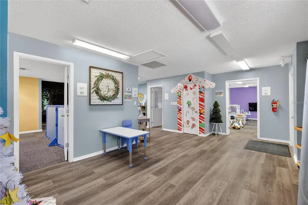 1055 & 1085 Teague Trail Lady Lake FL 32159