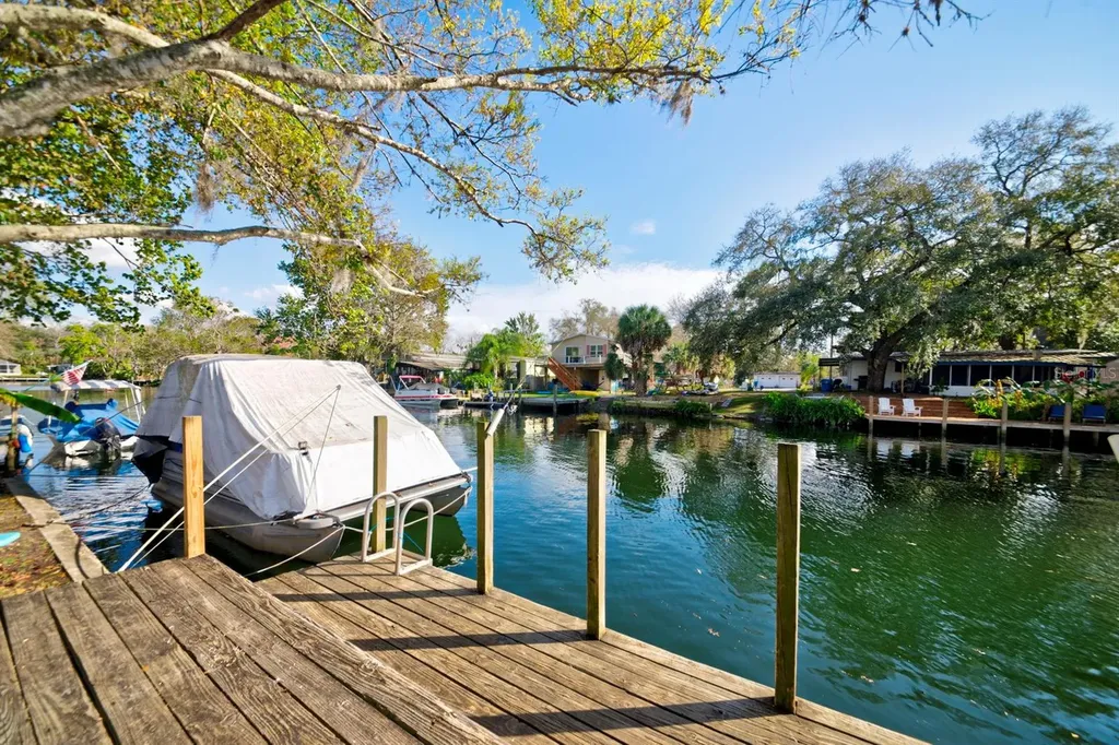6427 W Richard Drive Weeki Wachee FL 34607