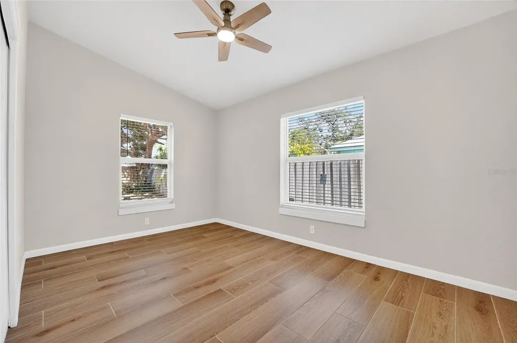 2547 Loma Linda Street Sarasota FL 34239
