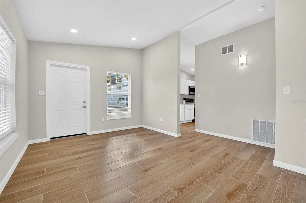 2547 Loma Linda Street Sarasota FL 34239