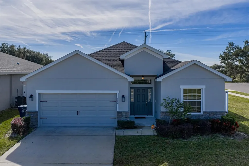 929 Montgomery Lane Polk City FL 33868