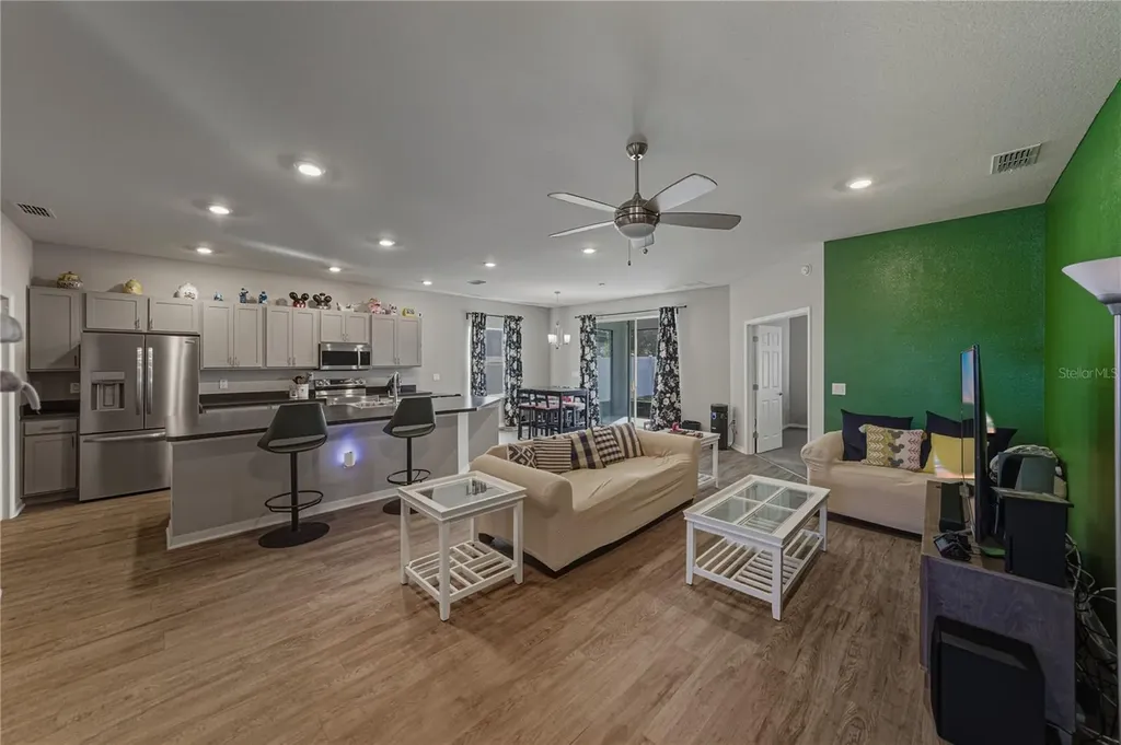 929 Montgomery Lane Polk City FL 33868