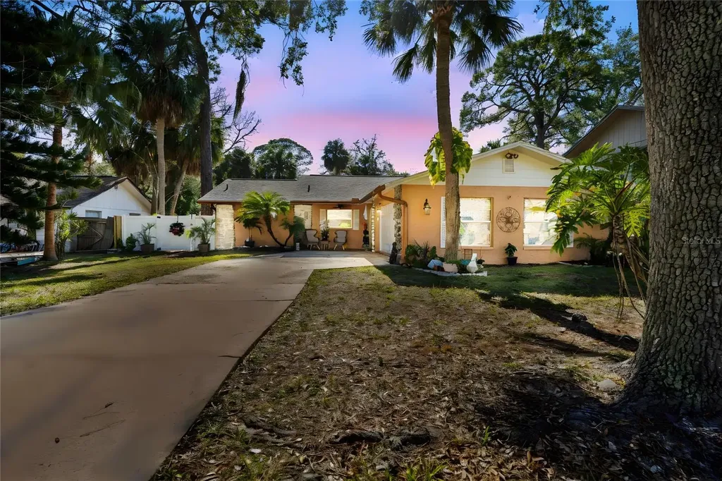 5122 Bay Boulevard Port Richey FL 34668