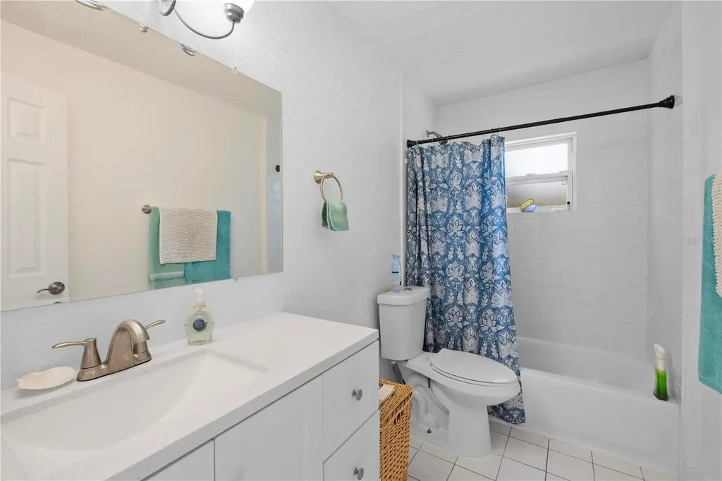 5122 Bay Boulevard Port Richey FL 34668