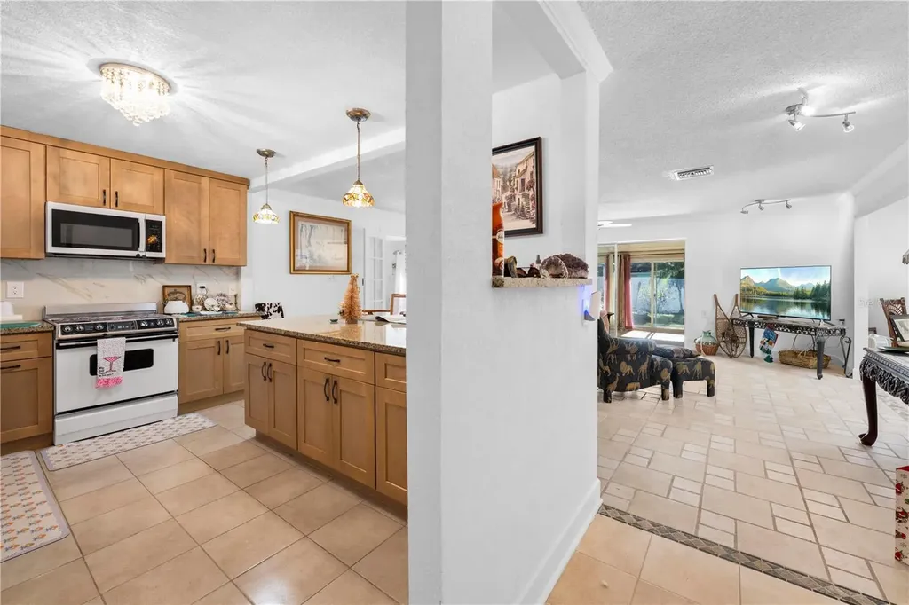 5122 Bay Boulevard Port Richey FL 34668