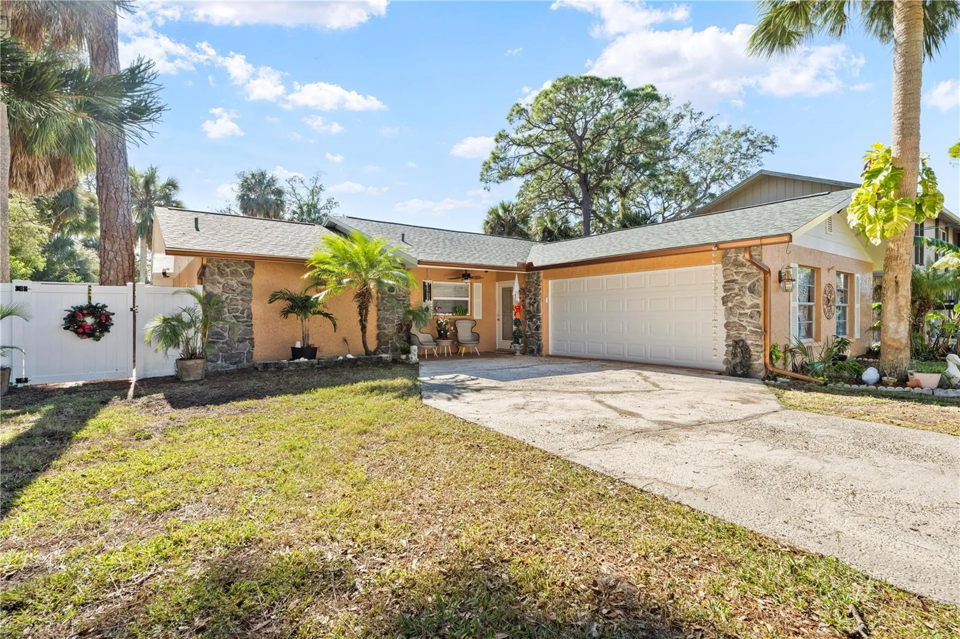 5122 Bay Boulevard Port Richey FL 34668