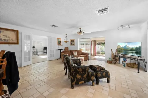 5122 Bay Boulevard Port Richey FL 34668