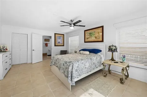 5122 Bay Boulevard Port Richey FL 34668