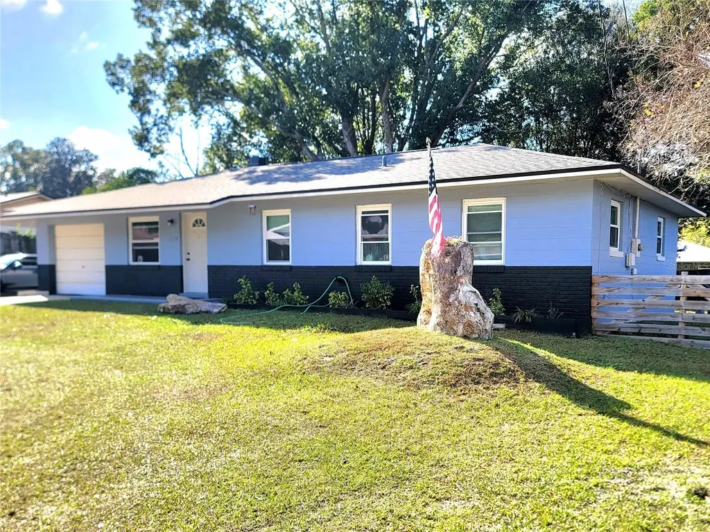 2826 NE 18th Court Ocala FL 34470