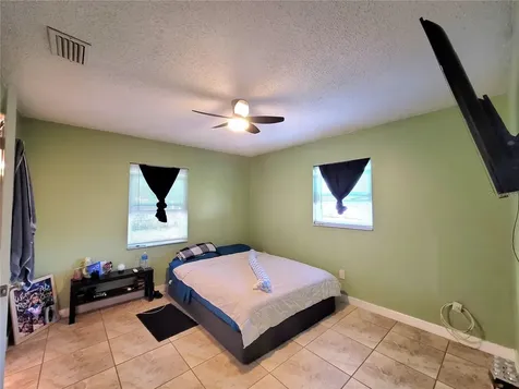 2826 NE 18th Court Ocala FL 34470