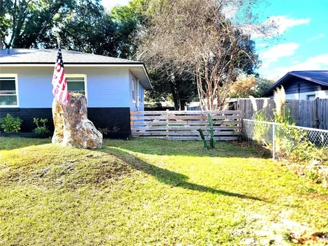 2826 NE 18th Court Ocala FL 34470