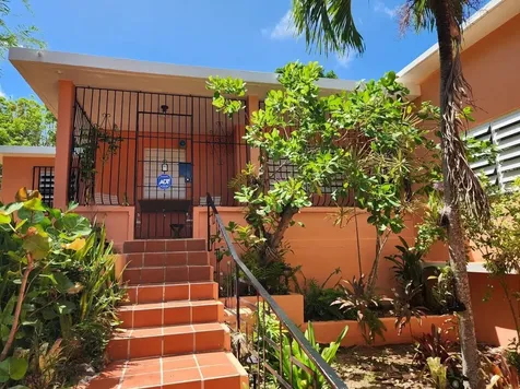 993 Calle 16 Vieques PR 00765