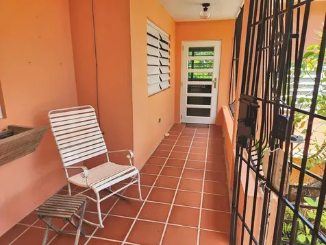 993 Calle 16 Vieques PR 00765
