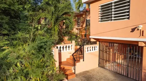 993 Calle 16 Vieques PR 00765