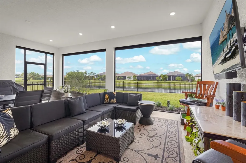 6145 Grandview Hill Court Bradenton FL 34203