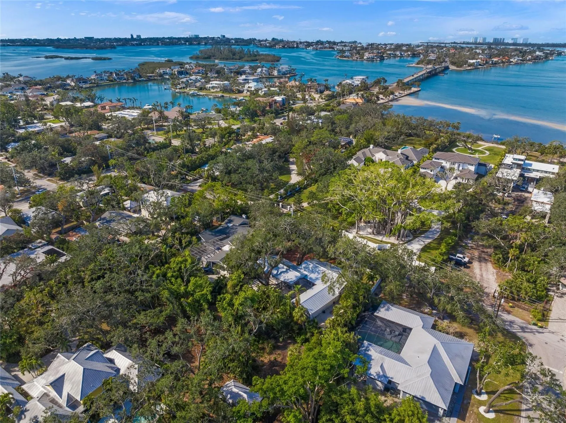 3331 Old Oak Drive Sarasota FL 34239