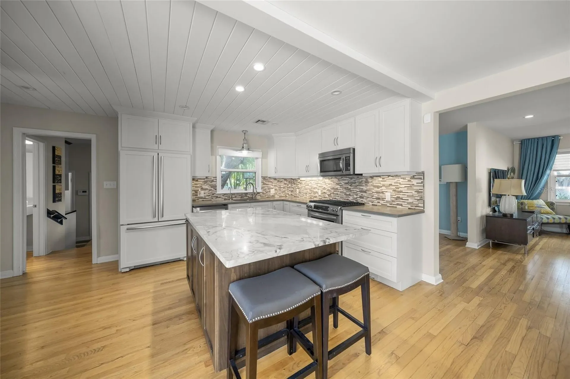 3331 Old Oak Drive Sarasota FL 34239