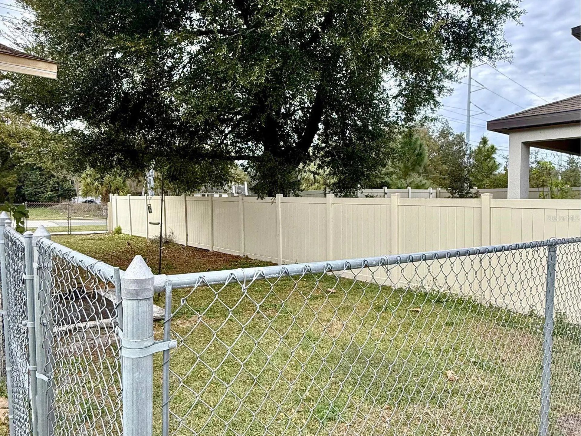 2359/2361 Chestnut Hills Drive Lakeland FL 33805