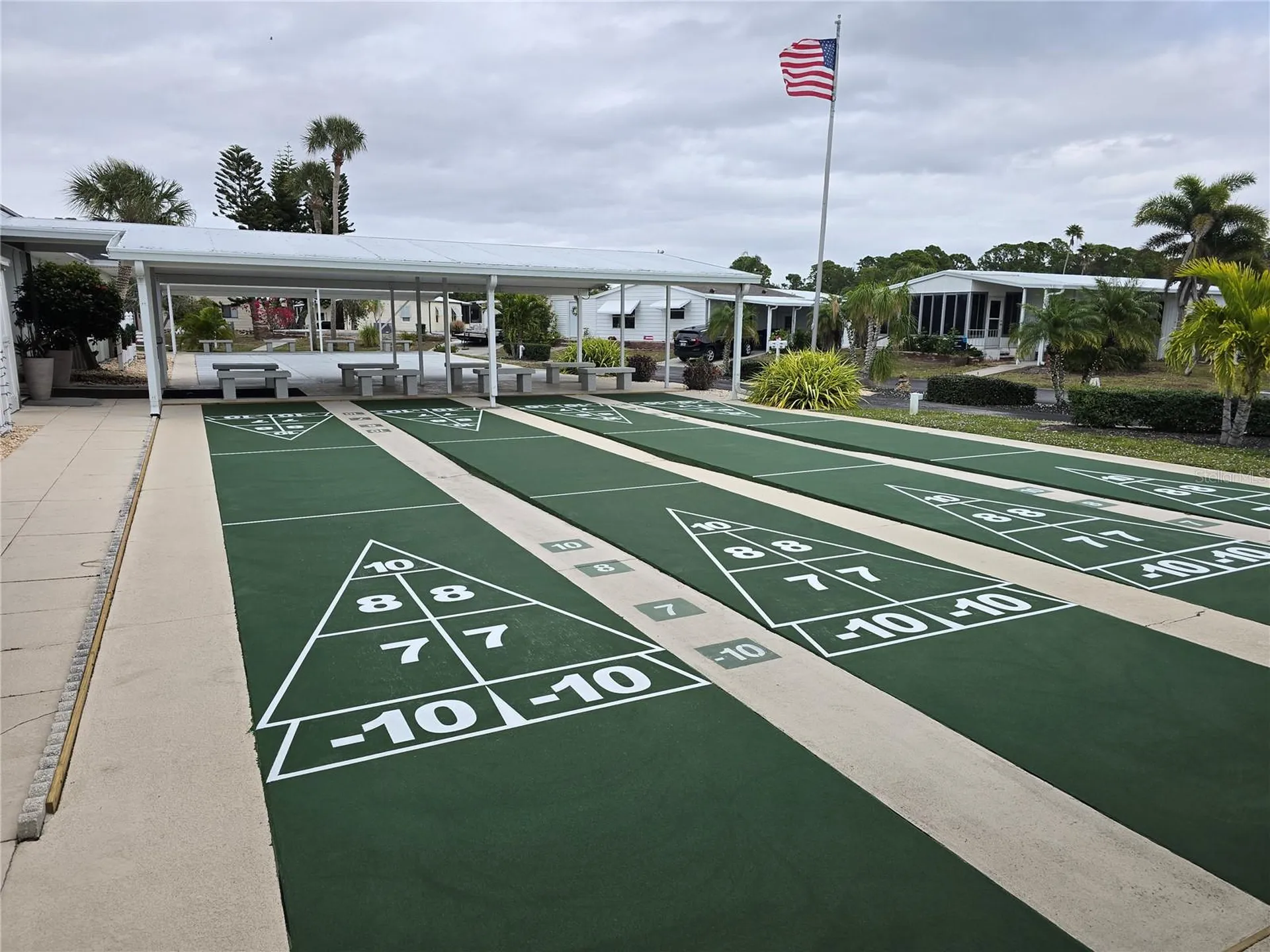 6 S Botany Bay Circle Englewood FL 34223