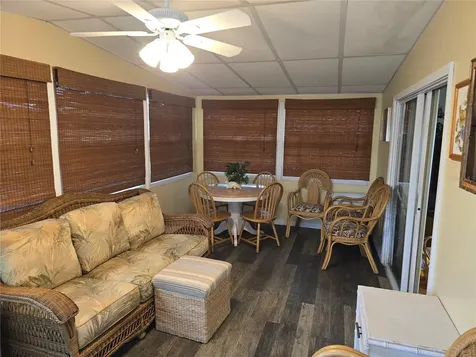 6 S Botany Bay Circle Englewood FL 34223