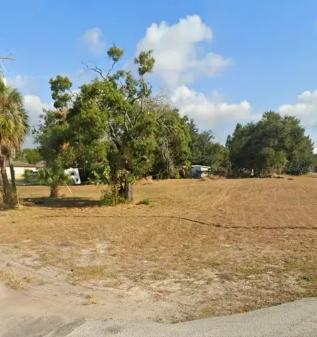 4401 N 42nd Street Tampa FL 33610