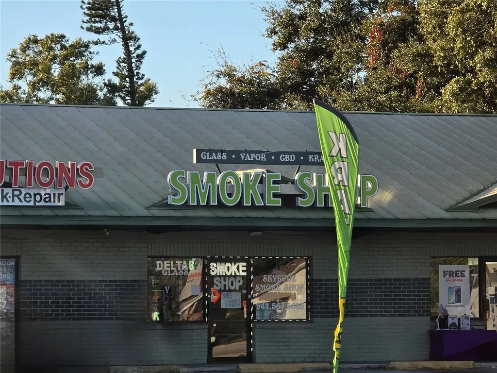 3020 15th Street E Bradenton FL 34208