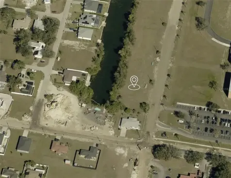 1628 NE 10th Place Cape Coral FL 33909