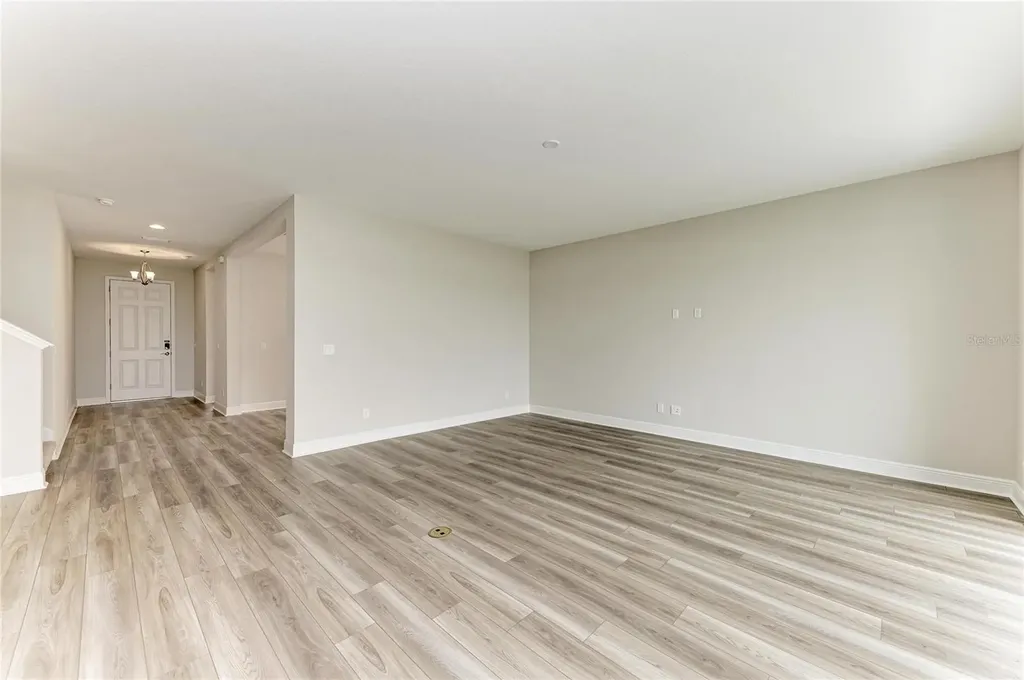 10186 Surrey Rose Drive San Antonio FL 33576