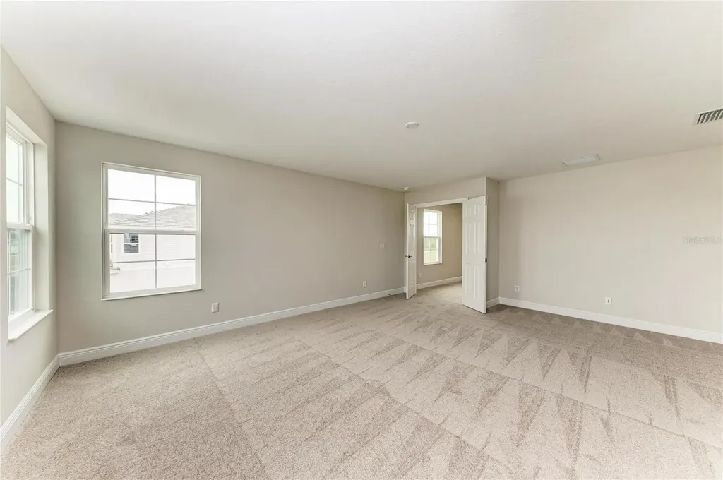 10186 Surrey Rose Drive San Antonio FL 33576