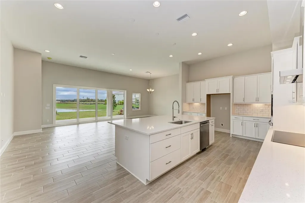 9592 Surrey Rose Drive San Antonio FL 33576